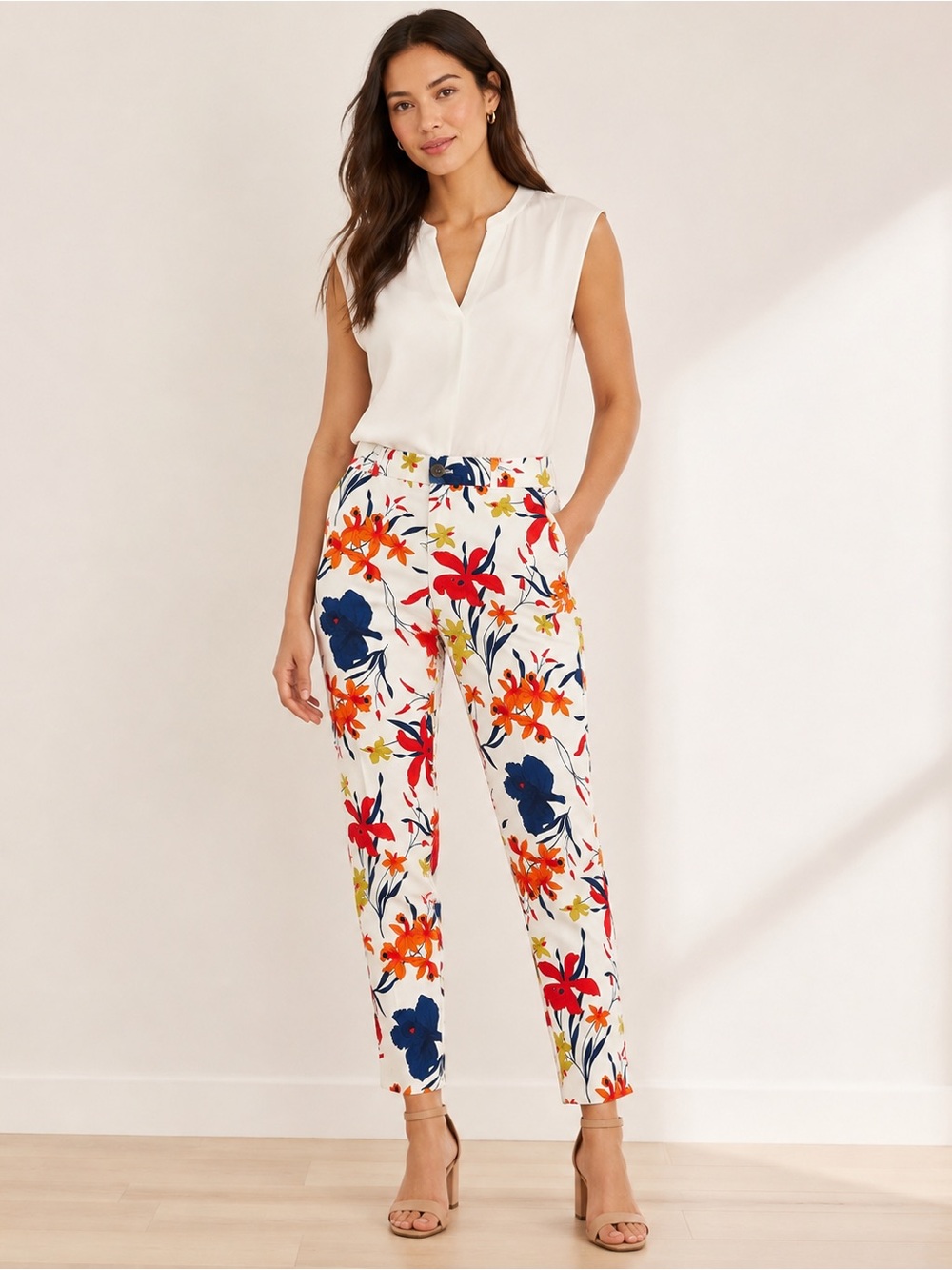 Banana Republic Camden Fit White Floral Ankle Pants Size 4